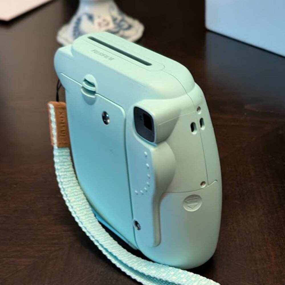 O2 FUJIFILM INSTAX Mini 9 Instant Camera - Picture 6 of 13
